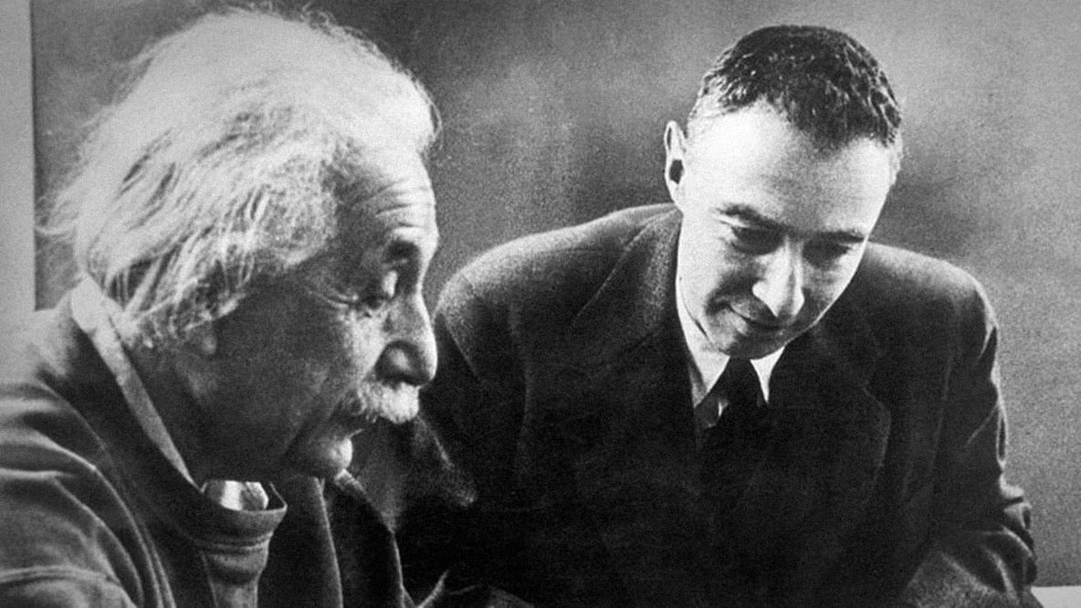 Albert Einstein y Robert Oppenheimer convivieron en el Instituto de Estudios Avanzados de Princeton