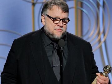 Del Toro gana Globo de Oro como Mejor Director