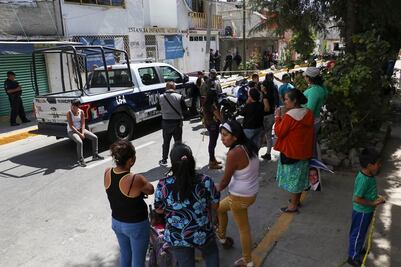 Muere menor al caer en cisterna de guardería en Neza