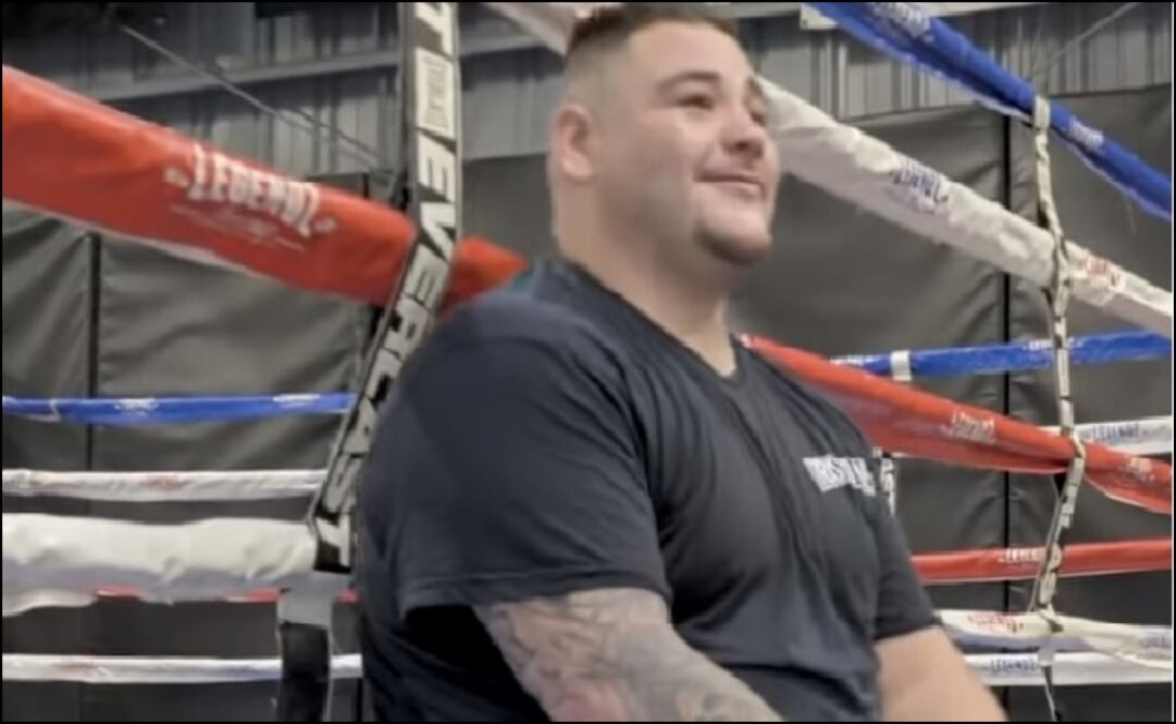 Andy Ruiz en una de las escenas de su miniserie (Captura de YouTube).