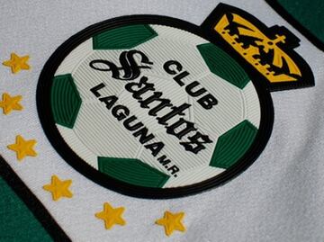 Several soccer players at Mexico's Santos Laguna club test positive for COVID-19