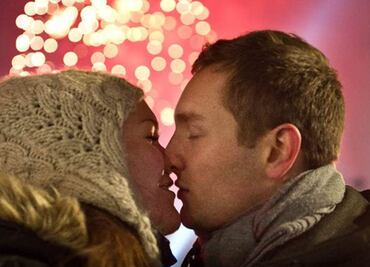 Besos también causan cáncer: científico