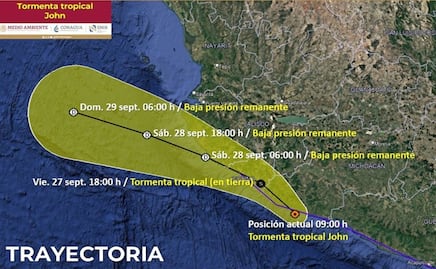 Tormenta tropical John toca tierra en Aquila, Michoacán