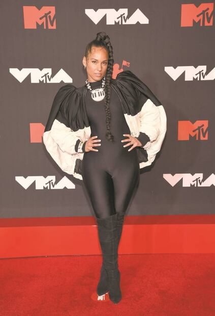 Pinceladas de color desfilan en los VMAs