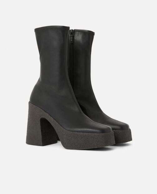 Botas en tendencia que no pueden faltar en tu armario esta temporada