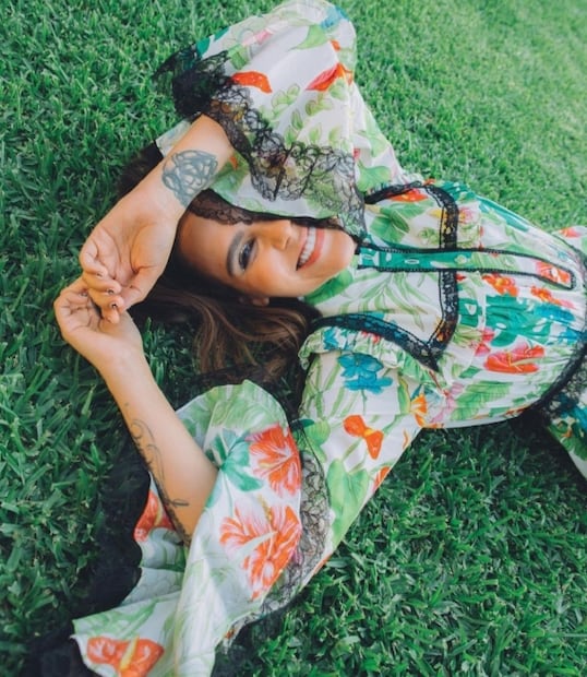 Yuya y Salma usan el mismo Gucci en revistas de moda