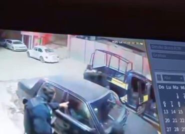 Policías de Hidalgo detienen a joven con uso excesivo de la fuerza; lo golpean y le piden 25 mil pesos