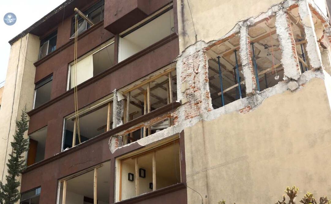 Los 18 mdp para rehabilitar edificio de Paseos de Taxqueña saldrán de Programa de Reconstrucción: Brugada.
Foto: Especial.