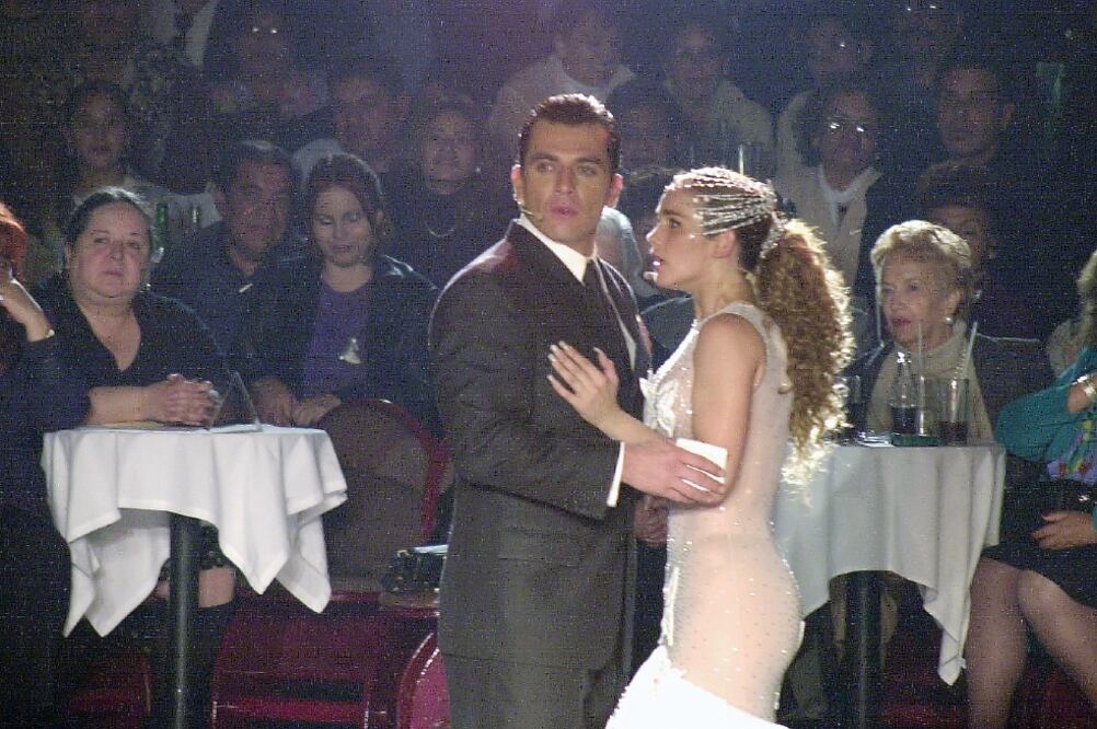 'La vedette' protagonizó la obra en 2002; aquí con Jorge Salinas (ARCHIVO EL UNIVERSAL)