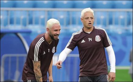 ​Chicharito y Layún estrenan look para enfrentar a Brasil