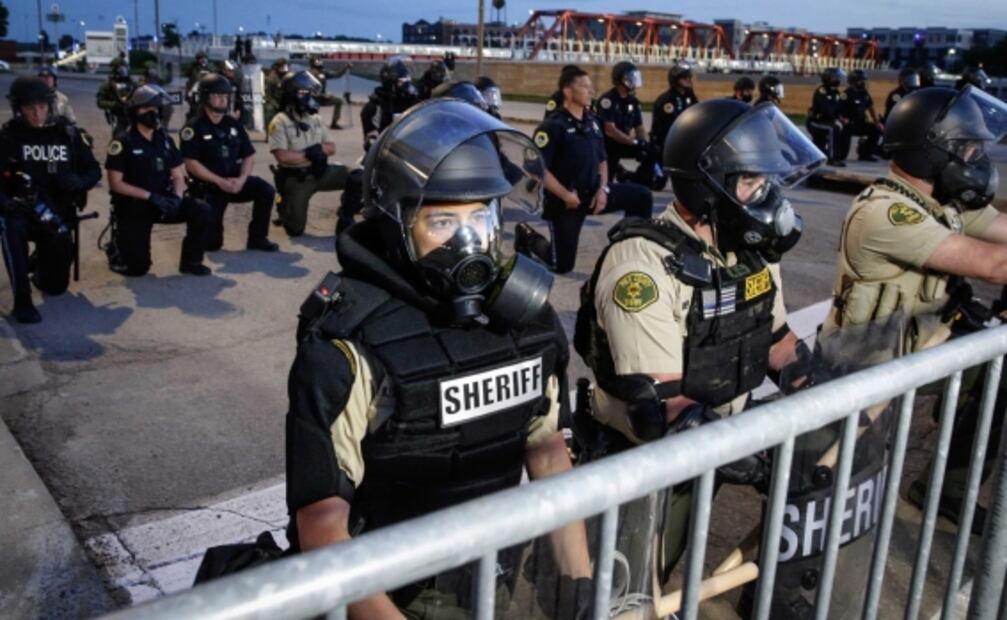 Registran tres muertos durante protestas en EU por muerte de George Floyd