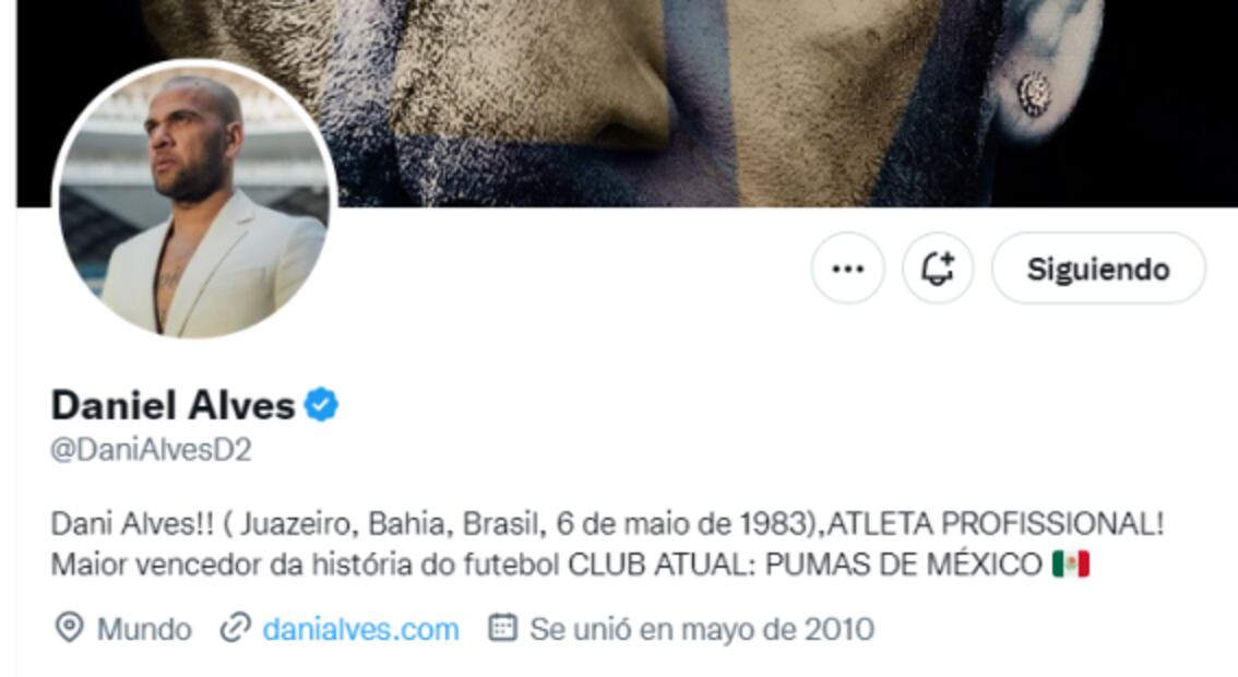 Dani Alves habría adelantado su salida de Pumas