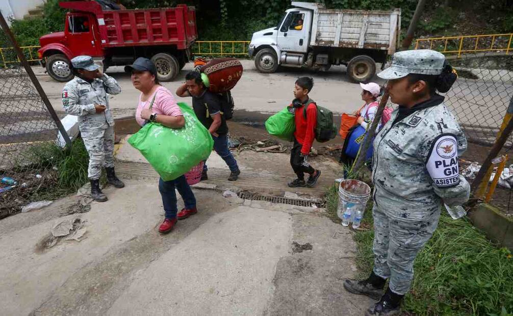 Zona del desgajamiento en el Cerro en Jilotzingo, en donde continúan los trabajos de rescate y tareas de búsqueda de personas desaparecidas, atrapadas en el deslave. Foto: Luis Camacho/El Universal