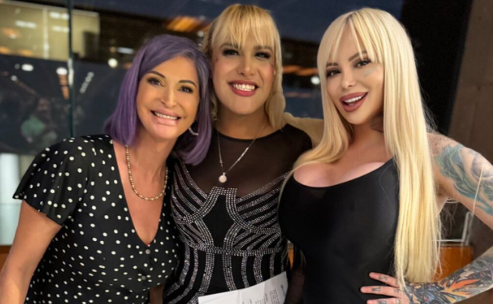 Sabrina Sabrok, Alejandra Bogue y María Clemente García. Foto: X @SabrinaSabrok