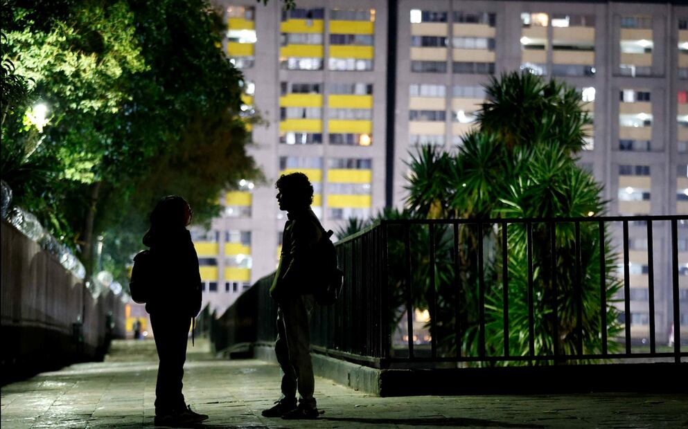 El robo a transeúnte en la Nonoalco-Tlatelolco es el delito más denunciado y se incrementó 72% de 2020 a 2024, de acuerdo con las carpetas de investigación abiertas de la FGJ-CDMX. Foto: Diego Simón Sánchez/EL UNIVERSAL