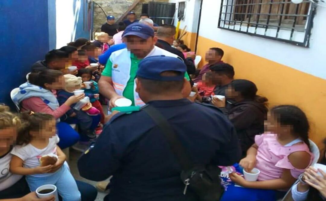 El reporte oficial indicó que los extranjeros viajaban hacinados y de “forma inhumana”en una camioneta. Foto: Especial