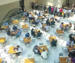 Cumplen mujeres con paro nacional