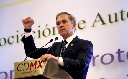 Constitución de CDMX, con temas pendientes: Mancera