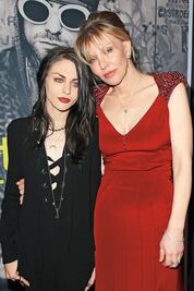El dolor de ser hija de Cobain