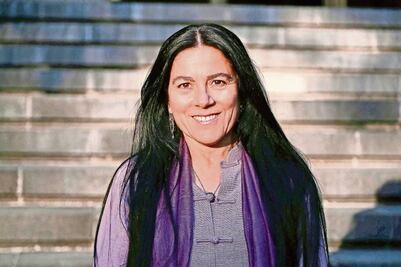 Sandra Lorenzano: maletas para un viaje sin retorno