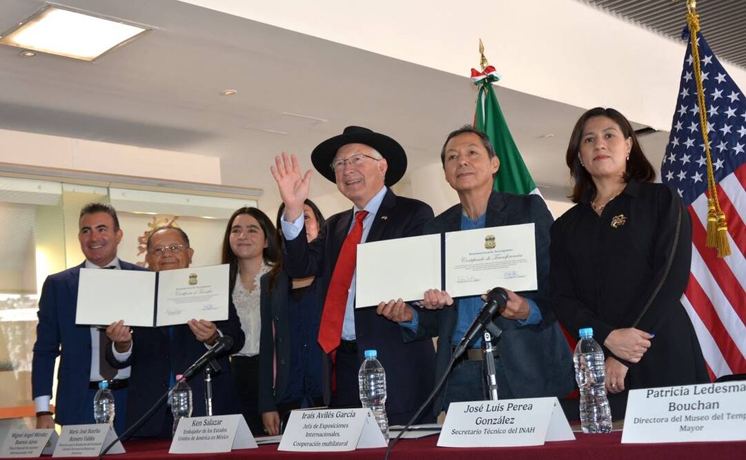En la víspera de dejar su cargo, el embajador de Estados Unidos en México Ken Salazar afirmó que la relación entre ambas naciones es como la de “una familiar”. Foto: Tomada de la cuenta de X de @USAmbMex
