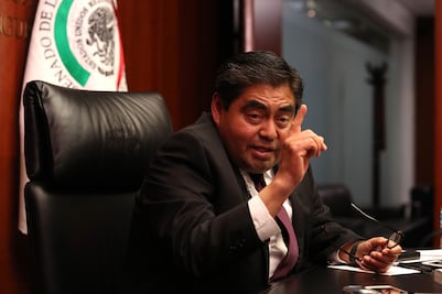 "Al PRI y al PAN nos los vamos a chingar" en Puebla, asegura Barbosa