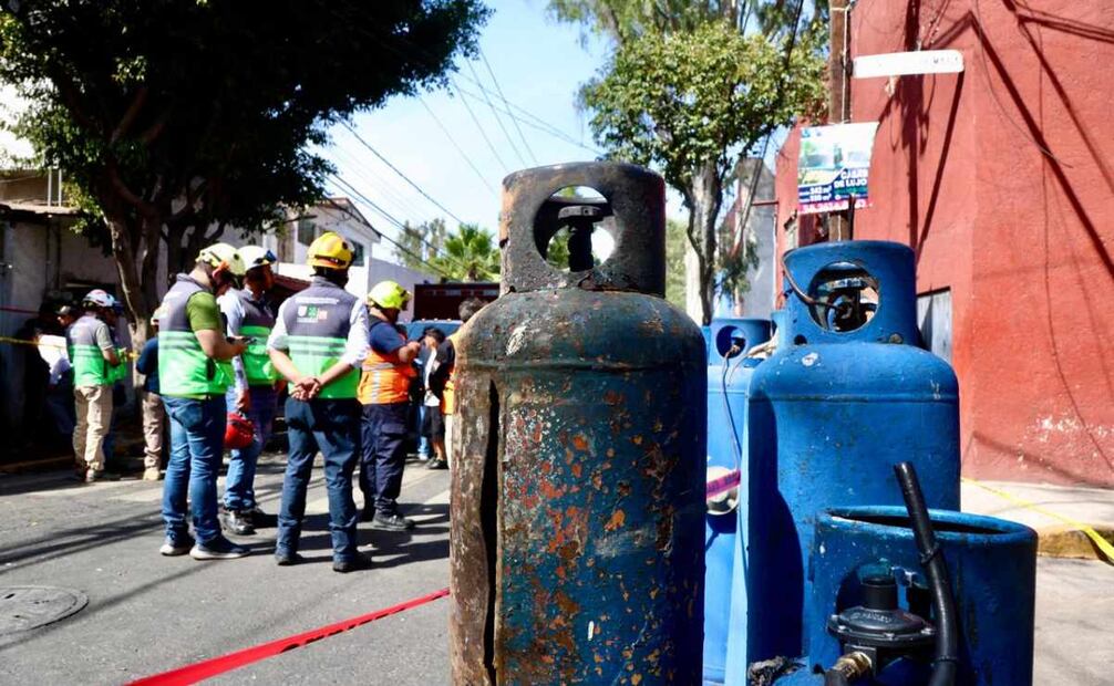 Se registró un incendio en una casa habitación, en la colonia Flor de María alcaldía Avaro Obregón. Foto: Valente Rosas / EL UNIVERSAL