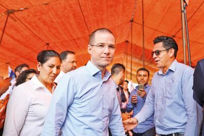 Se acusan PRI y PAN por nexos con ex fiscal de Nayarit