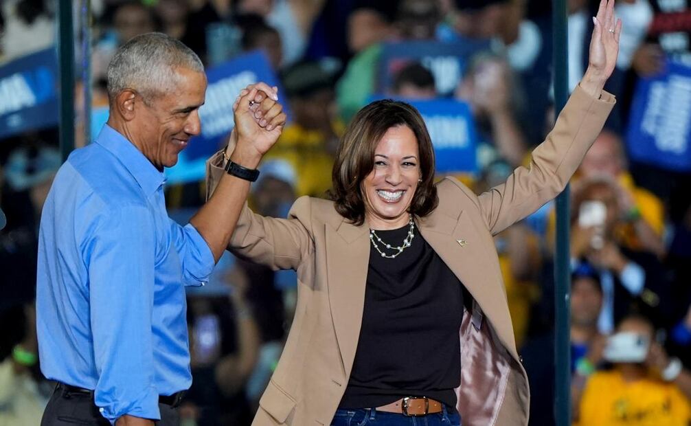 "Si eligen a Kamala Harris, ella no se concentrará en sus problemas, su ego, su dinero. Ella estará concentrada en ti", defendió el expresidente Barack Obama. Foto: AP
