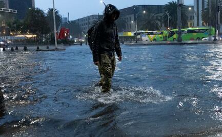 Fuertes lluvias de este miércoles golpean la CDMX; reportan 23 encharcamientos, 29 árboles caídos y un deslave 