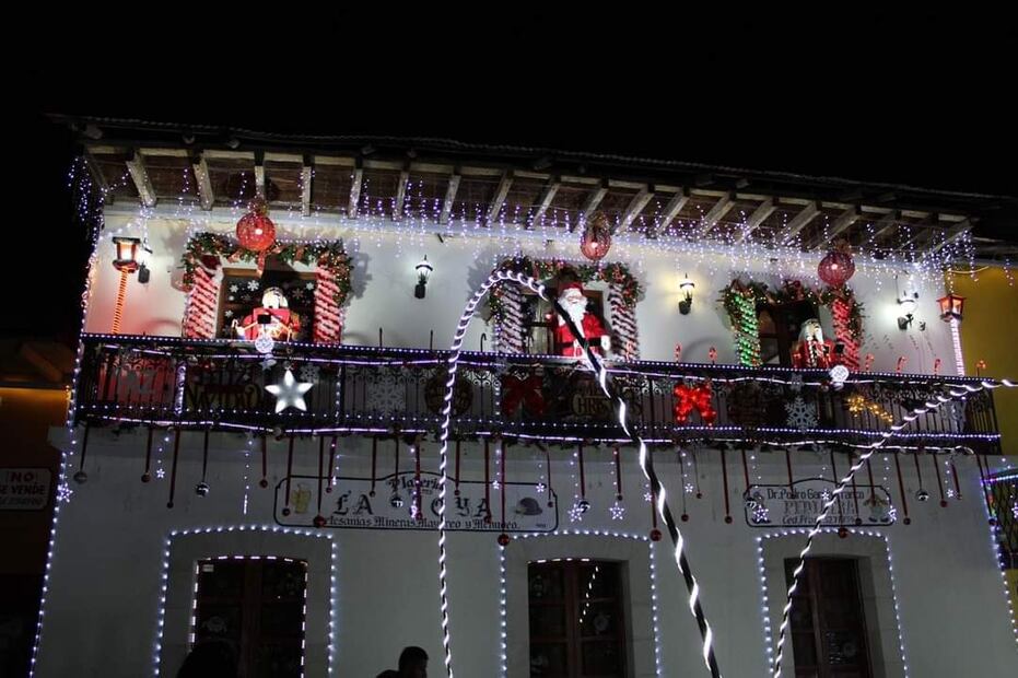 Villa Iluminada en Real del Monte. Foto: Facebook "Villa Iluminada Real del Monte, Hidalgo"