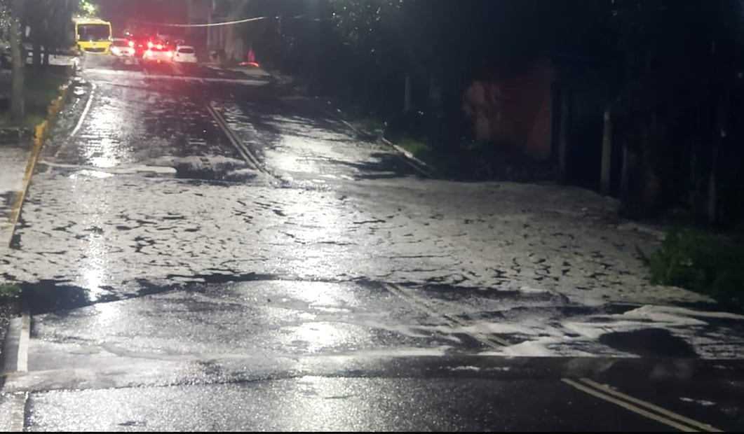 Caída de granizo y lluvias el día de ayer jueves activaron la alerta amarilla en ocho alcaldías de la Ciudad de México, el 3 de julio de 2025. Foto: especial