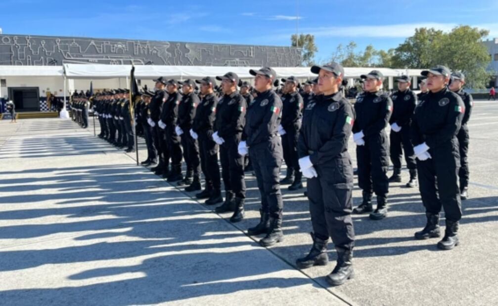 García Harfuch y Sheinbaum asisten a graduación de custodios para el Sistema Penitenciario 
