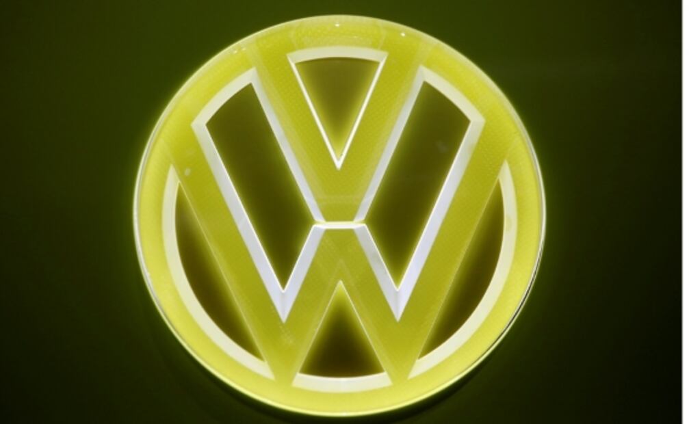 ¿Cuánto invierten las marcas en autos eléctricos? 
