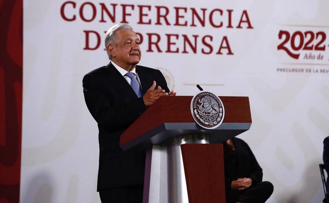 El presidente López Obrador también llamó a hacer mal uso de la energía eléctrica. Foto: Diego Simón Sánchez/EL UNIVERSAL