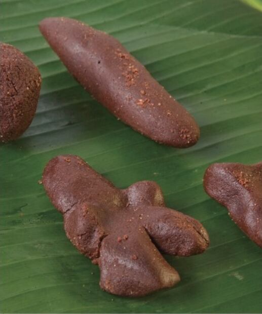 Prepara chocolate de metate tal como se hace en Ahuateno, Veracruz