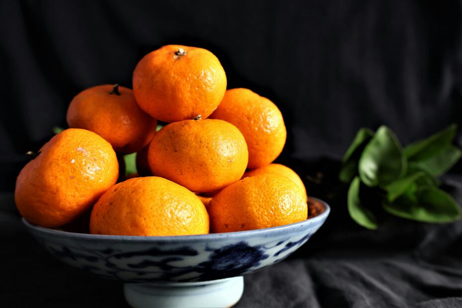 Desde infusiones hasta postres, la cáscara de mandarina cobra protagonismo en recetas saludables. Foto: Freepik
