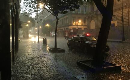 Lluvia en CDMX deja hospitales afectados, encharcamientos y caída de árboles