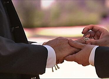 Costa Rica legalizes same-sex marriage
