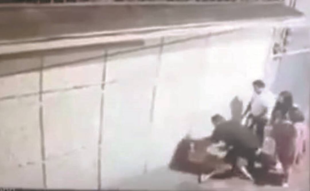 La agresión se registró el 9 de mayo a las 2:30 de la mañana en la privada José Antonio Alzate. Foto: Especial.