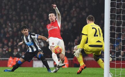 Arsenal, líder en la Premier tras vencer al Newcastle