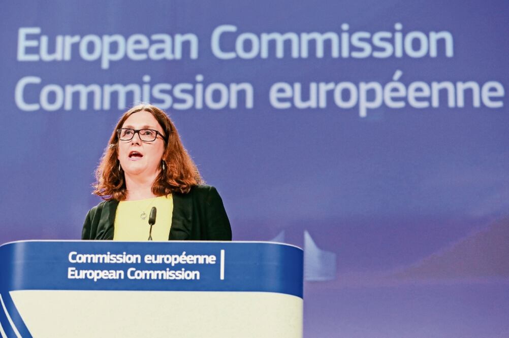 Argumento. La comisaria Europea de Comercio, Cecilia Malmström, dijo que la respuesta a EU es en pleno apego al derecho internacional.