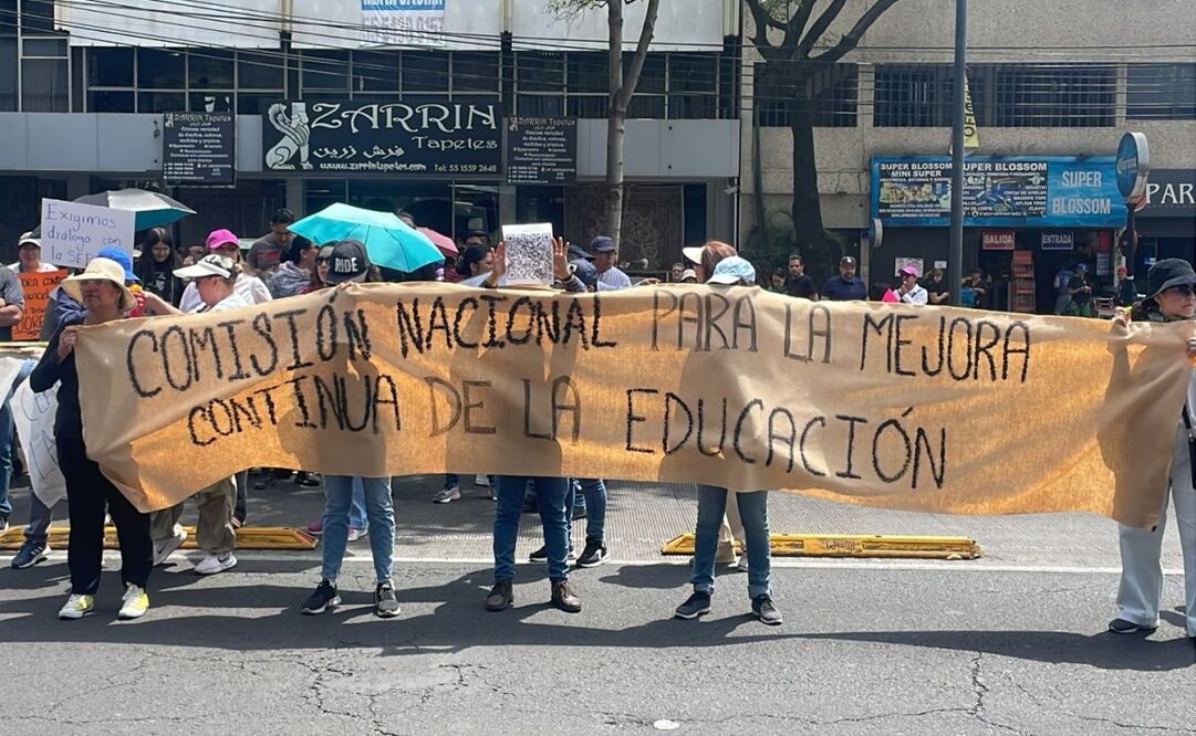 Marcha Mejoredu en la CDMX del viernes 21 de marzo. Foto: Especial