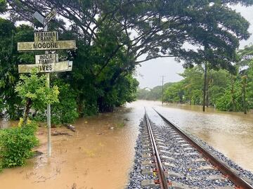Suspenden labores en clínica de Juchitán y Tren Transístmico