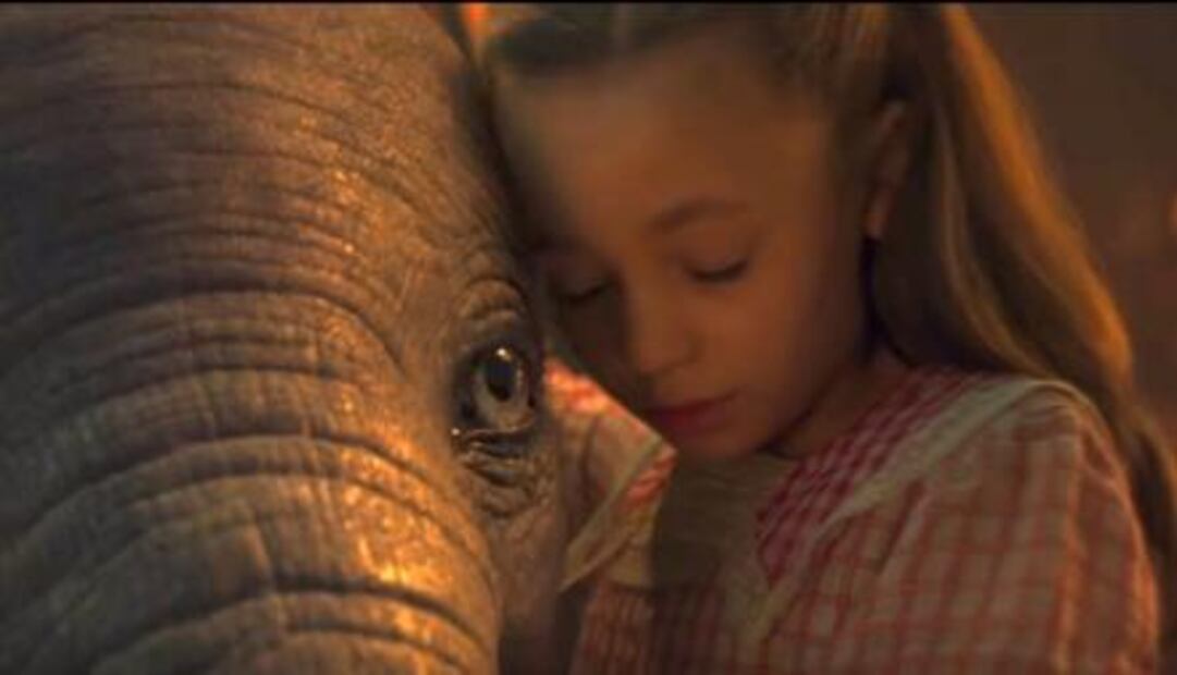 Lanzan primer tráiler de "Dumbo" de Tim Burton