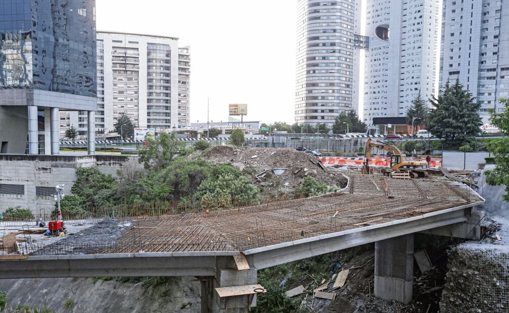 El pasado 31 de agosto fue inaugurada la estación Santa Fe en la Ciudad de México; en la zona, así como en las estaciones Vasco de Quiroga y Observatorio, se mantienen las obras. Foto: Gabriel Pano / EL UNIVERSAL