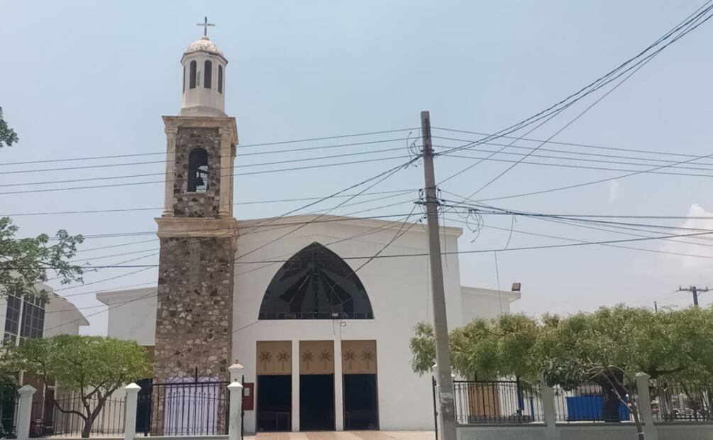 Iglesias de Oaxaca tocan las campanas por fallecimiento del Papa Francisco (21/04/2025). Foto: Especial