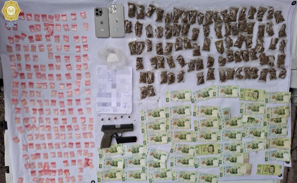A "Fernandito", miembro de la Unión Tepito en CDMX le decomisaron droga y un arma (10/10/2025). Foto: Especial