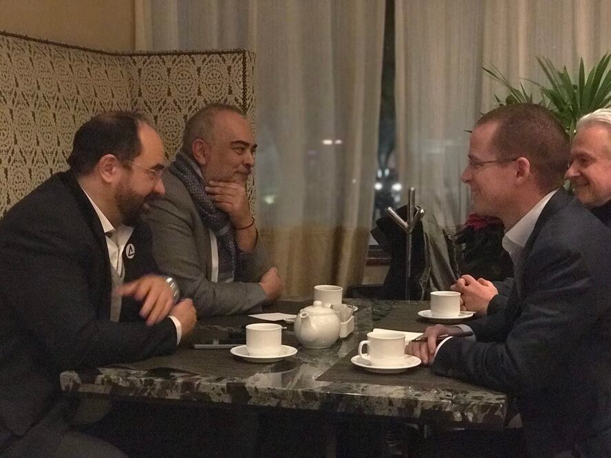 La iniciativa política "Ahora" se reúne con integrantes del Frente