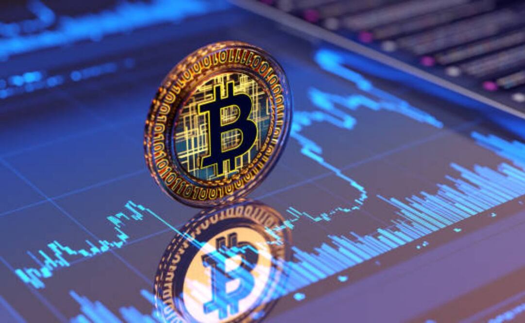 El bitcóin bate un nuevo récord y supera los 124.000 dólares. Foto: iStock